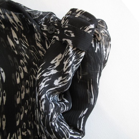 EXPRESS Black and White Chiffon Blouse - Picture 3 of 14